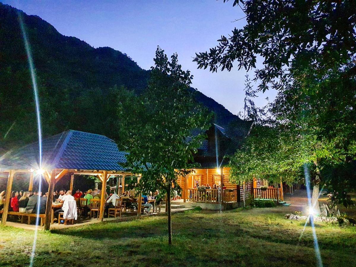 Rafting Camp Modra Rijeka 호텔 Scepan-Polje 외부 사진